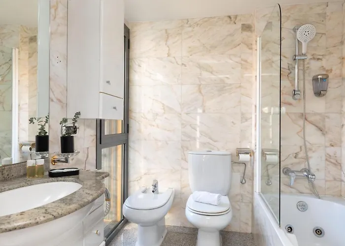 Flateli Placa Catalunya 10 *